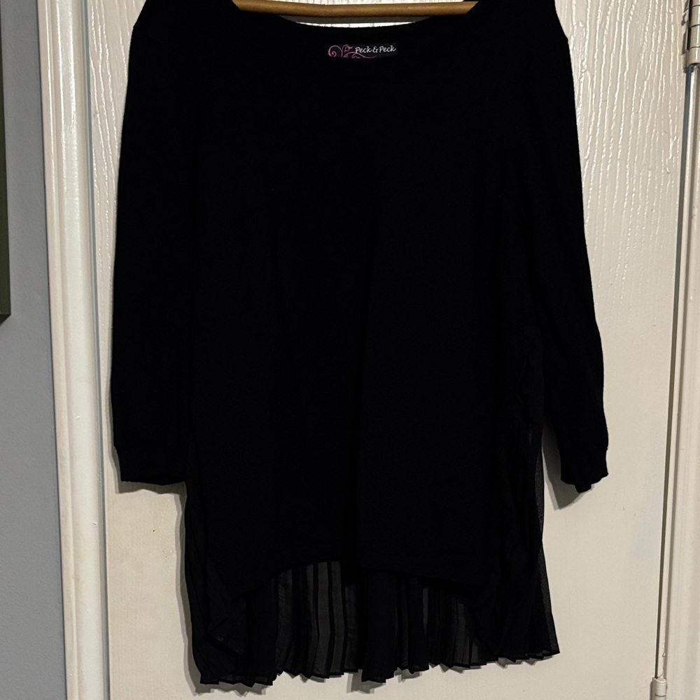 Peck & Peck Elegant Black Blouse